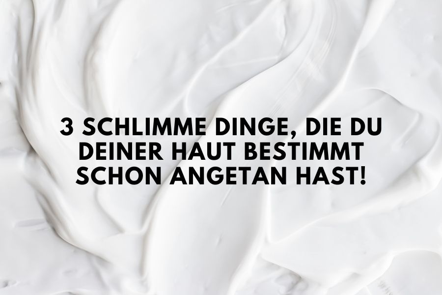 Titelbild für einen Skincare Blogartikel über häufige Hautpflege Fehler mit cremeartiger Textur.