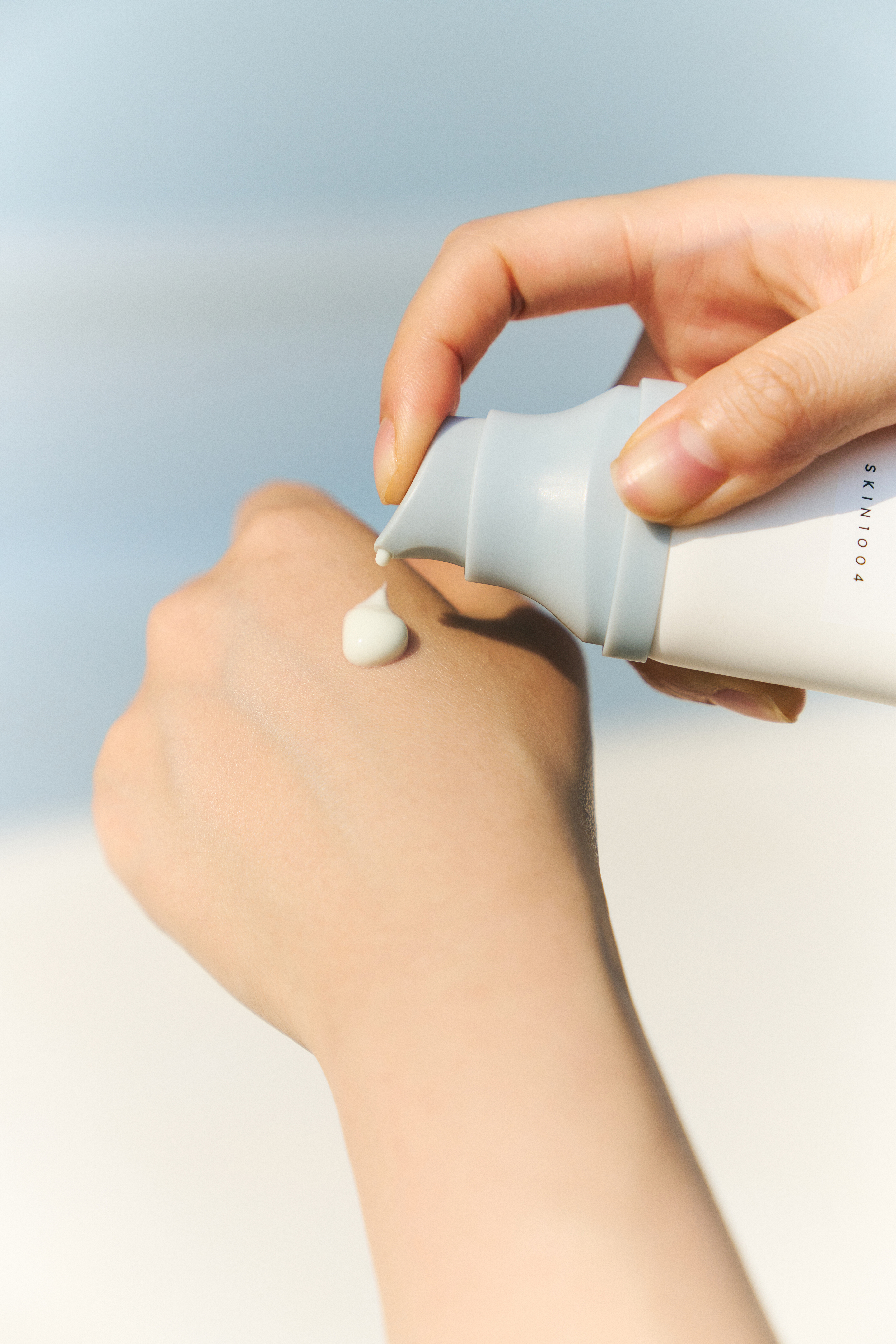 SKIN1004 Madagascar Centella Hyalu-Cica Water-Fit Sun Serum 50ml