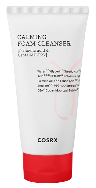 Ein beruhigender Reinigungsschaum der Marke Cosrx mit Salicylsäure und Centella